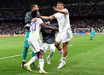 Volante ressaltou incrível reação do time merengue, que virou sobre o Manchester City e avançou para final: "O DNA desse clube é isso".