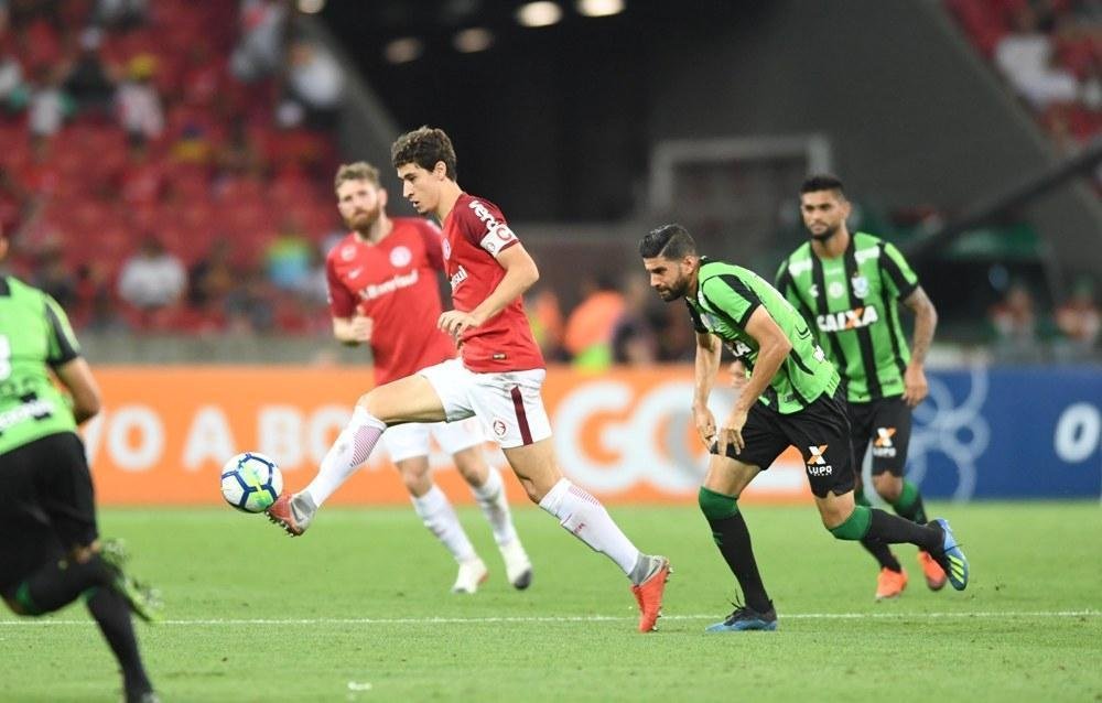Amrica enfrentou o Internacional, no Beira-Rio, em Porto Alegre, pela 34 rodada do Brasileiro