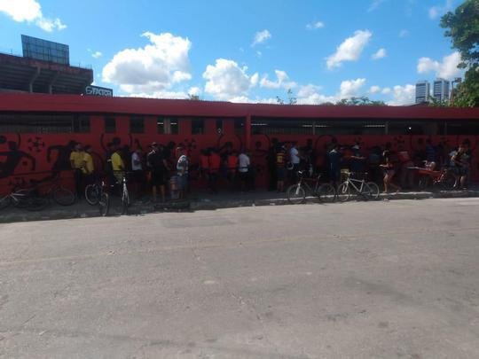 Leão enfrenta o Vila Nova domingo, às 16h, em jogo que pode sacramentar o retorno à Série A