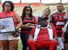 Lenda do Flamengo entra na Justia para seguir tratamento contra o cncer