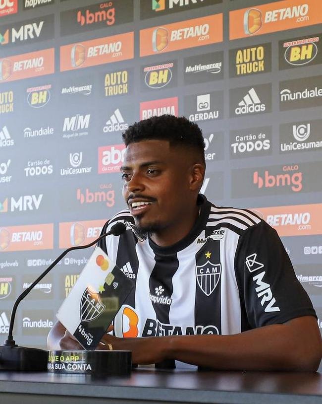 Fotos da apresentao do zagueiro Jemerson no Atltico