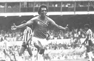 33 - Carlinhos Sabiá - 62 gols em 302 jogos (1978 a 1985)