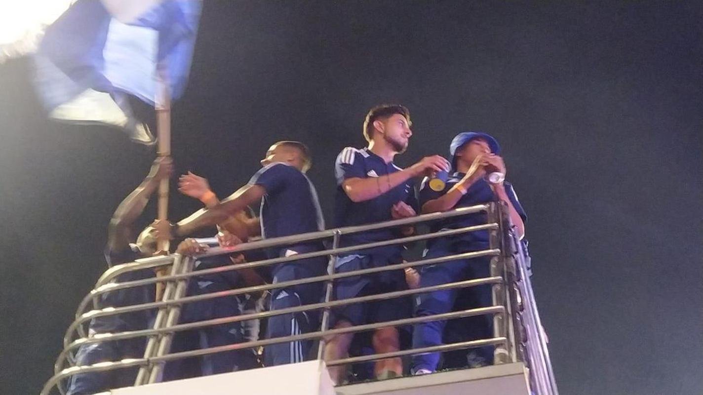 Festa do Cruzeiro na Praa 7 de Setembro, em Belo Horizonte, em comemorao ao acesso  Srie A do Campeonato Brasileiro de 2023