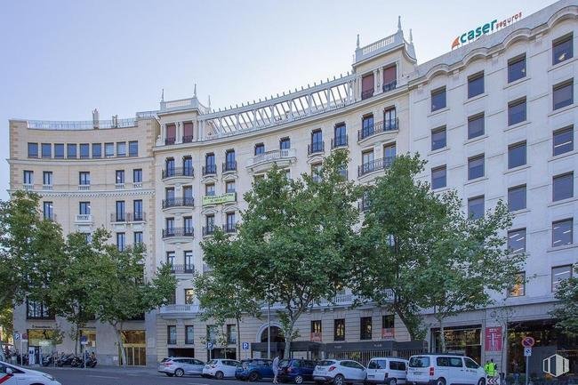 Prdio de Madri onde fica a Tara Sports Sociedad Limitada, empresa pela qual Ronaldo se tornou scio majoritrio do Real Valladolid e do Cruzeiro