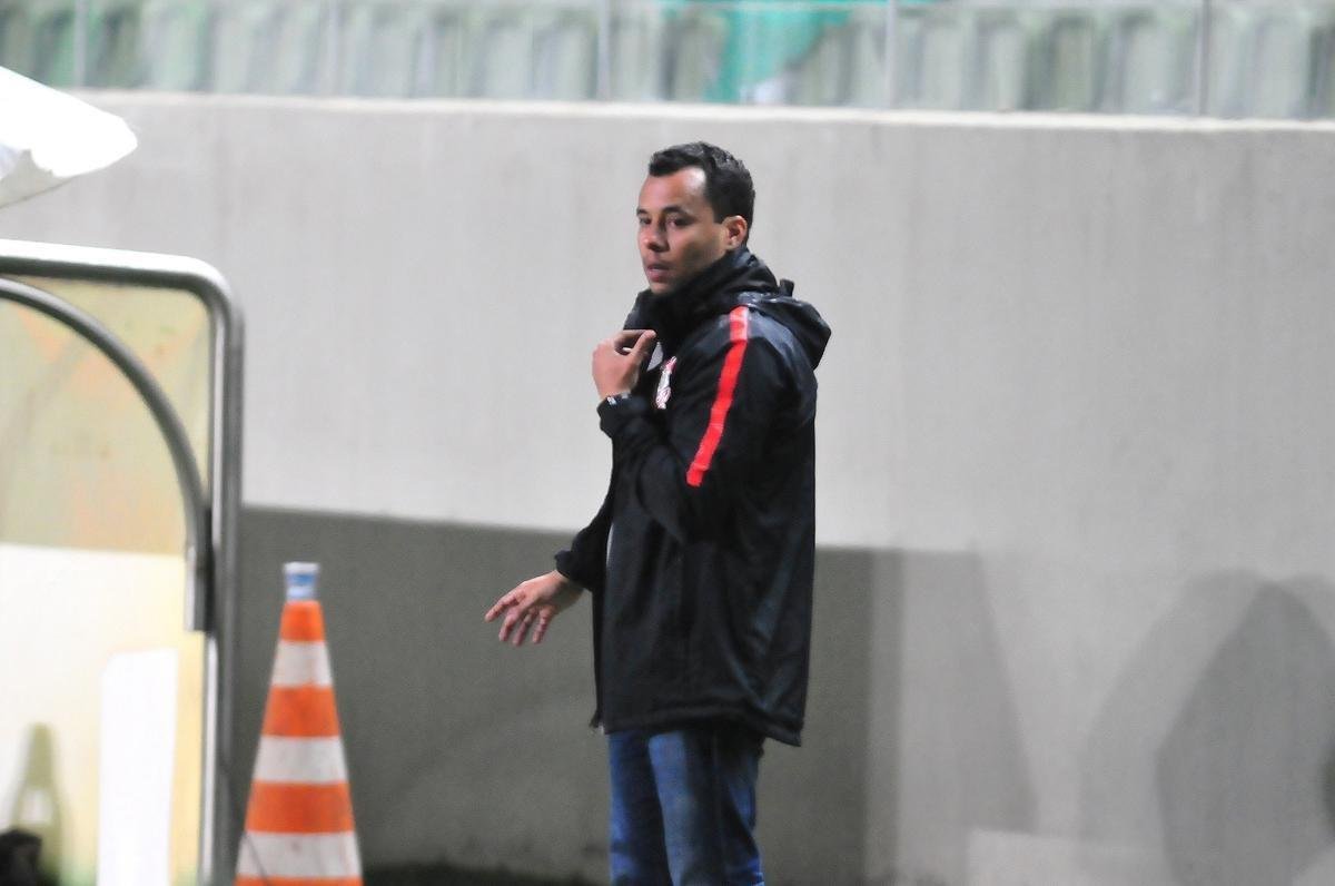 Em 24 de agosto de 2020, Jair Ventura foi anunciado como novo tcnico do Sport com a misso de manter o clube na Srie A. Substituiu Daniel Paulista, que no resistiu aos maus resultados.