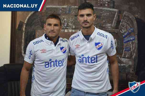 Rodrigo Erramuspe (esquerda) - zagueiro se transferiu do Independiente Medelln para o Nacional / Gonzalo Bergessio (direita) - atacante se transferiu do Vlez para o Nacional