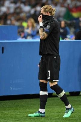 Decepo de jogadores e torcedores do Liverpool com perda do ttulo da Liga dos Campees para o Real