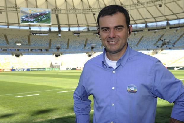 Tino Marcos, jornalista: Gylmar; Djalma Santos, Aldair, Domingos da Guia e
Nilton Santos; Falco, Grson e Zico; Garrincha, Pel e Ronaldo. Tcnico: Zagallo