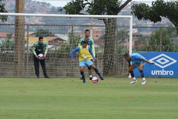 Imagens do treino do Cruzeiro nesta segunda-feira, 19 de fevereiro, na Toca da Raposa II