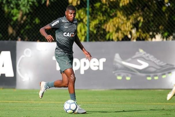 Fotos do último treino comandado por Thiago Larghi no Atlético