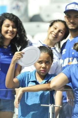 Torcedores do Cruzeiro compareceram em grande nmero ao Mineiro na semifinal contra o Tupi