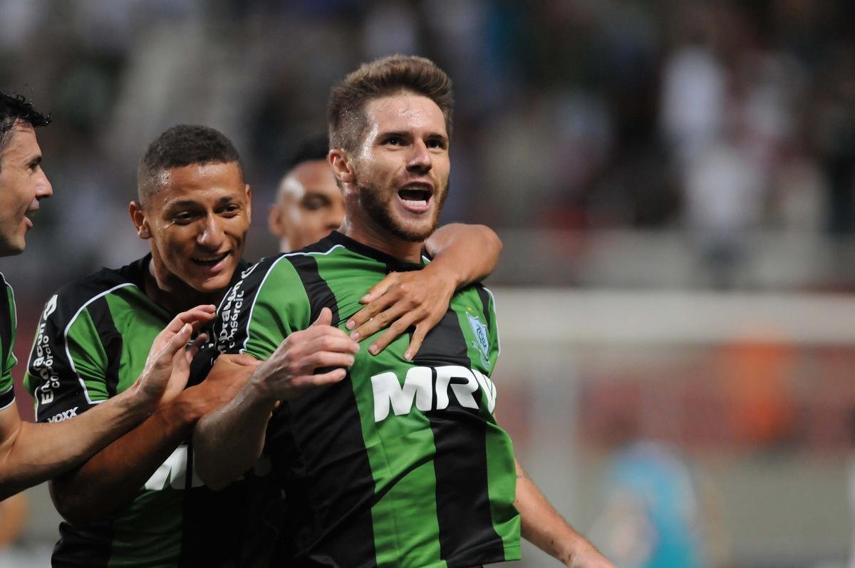 Diego Lorenzi (volante) - fez 29 jogos pelo Amrica em 2015 e marcou um gol. No teve o contrato renovado. Na sequncia da carreira, Lorenzi passou por Mogi Mirim (2016), Sampaio Corra (2016), Osasco Audax (2017) e Luverdense (2017).