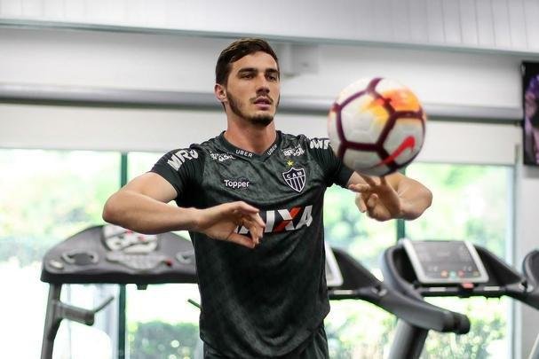 Aps empate no clssico, Atltico volta aos treinos na Cidade do Galo