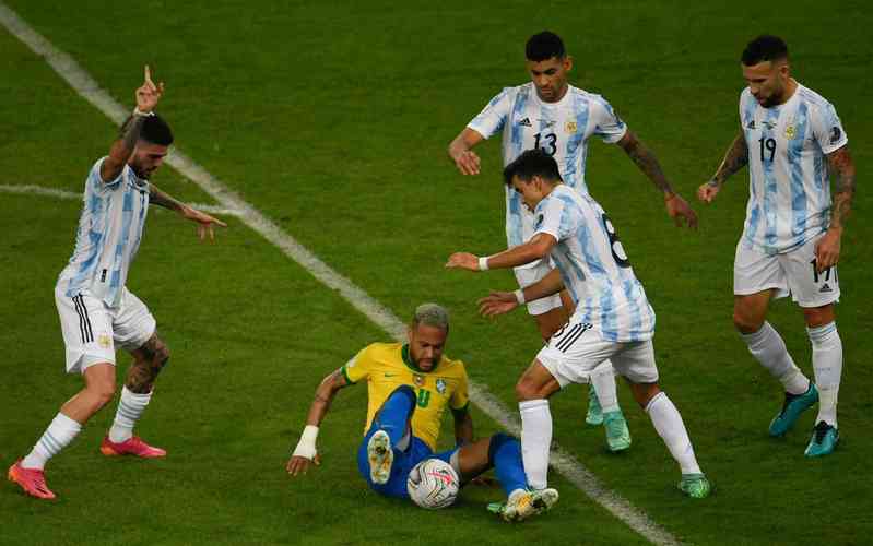Argentina venceu Brasil por 1 a 0, no Maracan, e conquistou 15 ttulo da Copa Amrica. Gol foi marcado pelo meia-atacante Di Mara