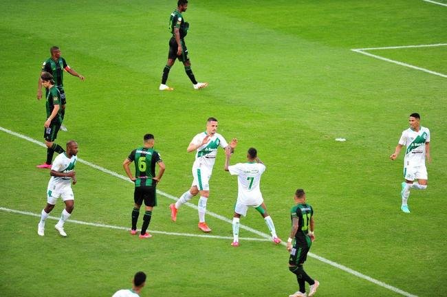Fotos do jogo entre Amrica e Juventude, no Independncia, em Belo Horizonte, pela sexta rodada da Srie A do Brasileiro