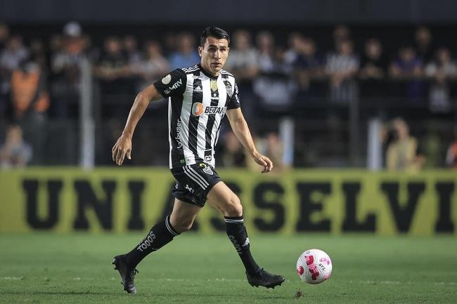 Fotos do jogo entre Santos e Atltico na Vila Belmiro, em Santos, pela 30 rodada do Campeonato Brasileiro