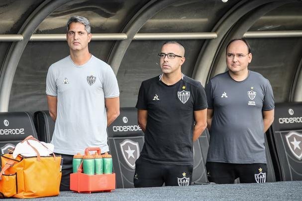 Fotos da vitória do Botafogo sobre o Atlético, por 2 a 1, no Engenhão, pela 18ª rodada do Brasileiro