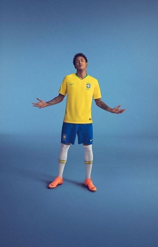 CBF apresentou linha completa de uniformes da Seleo Brasileira para Copa do Mundo da Rssia