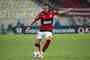 Flamengo oficializa renovação de contrato com Arrascaeta