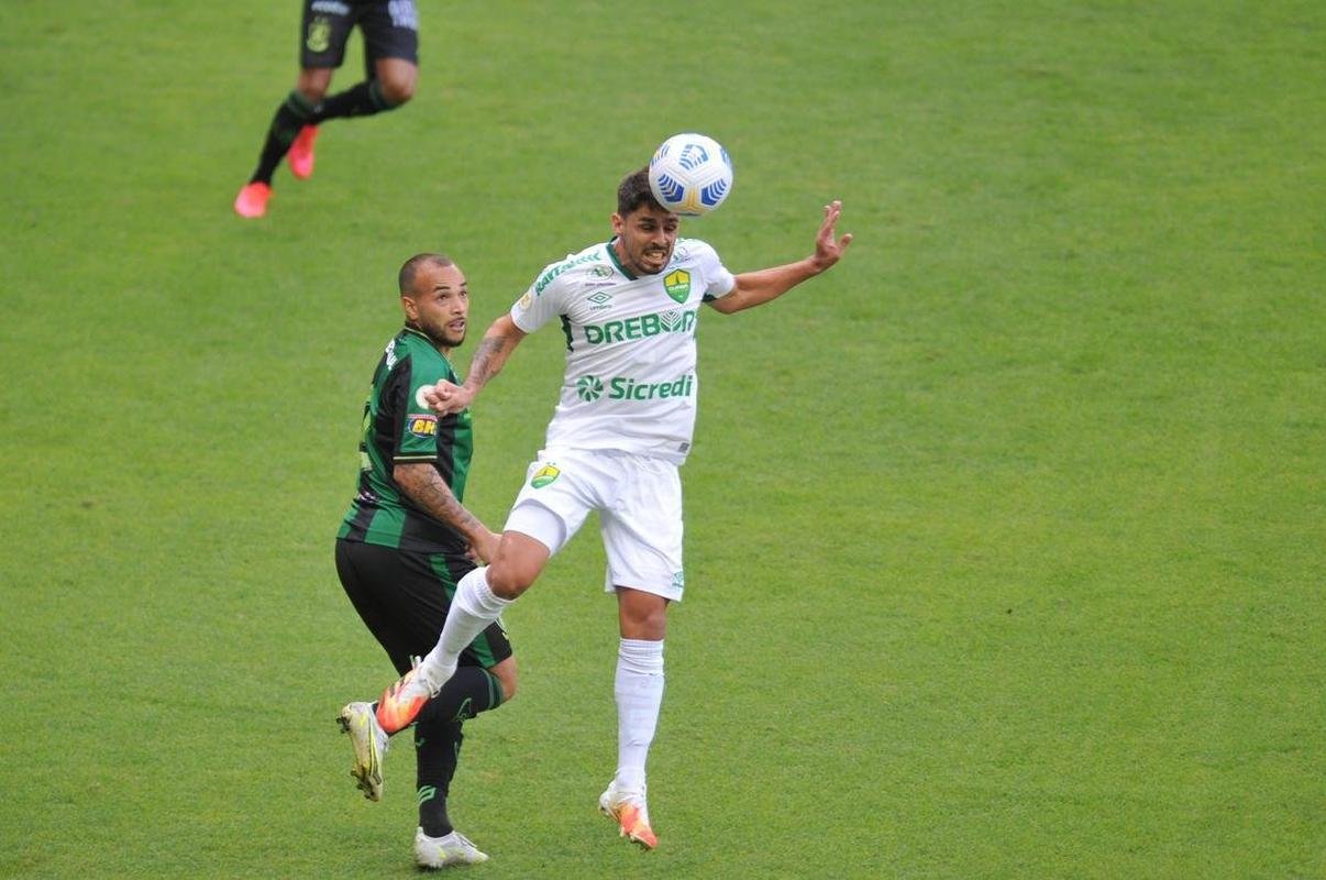 Fotos de Amrica x Cuiab, no Independncia, pela 4 rodada do Brasileiro