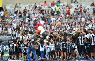 Fotos das torcidas de Atltico e Amrica no clssico deste domingo, no Mineiro, pela 10 rodada do Estadual