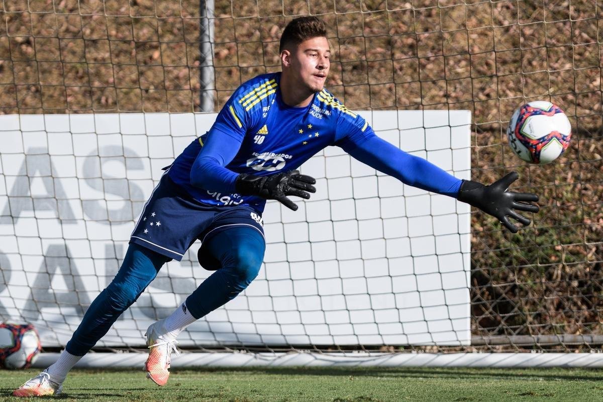 Fotos do treino do Cruzeiro desta tera-feira (10/08), na Toca II