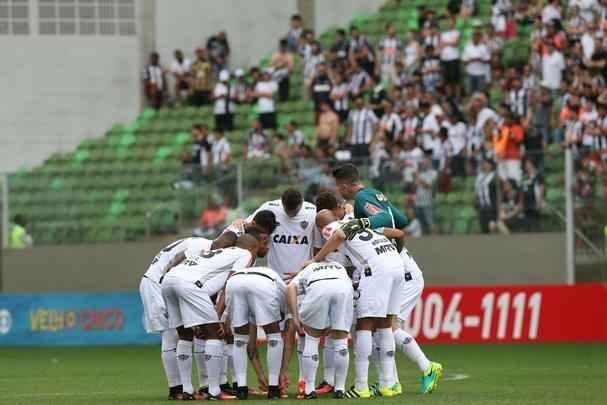 Atltico x Atltico-PR, jogo disputado no Independncia pela 21 rodada do Campeonato Brasileiro