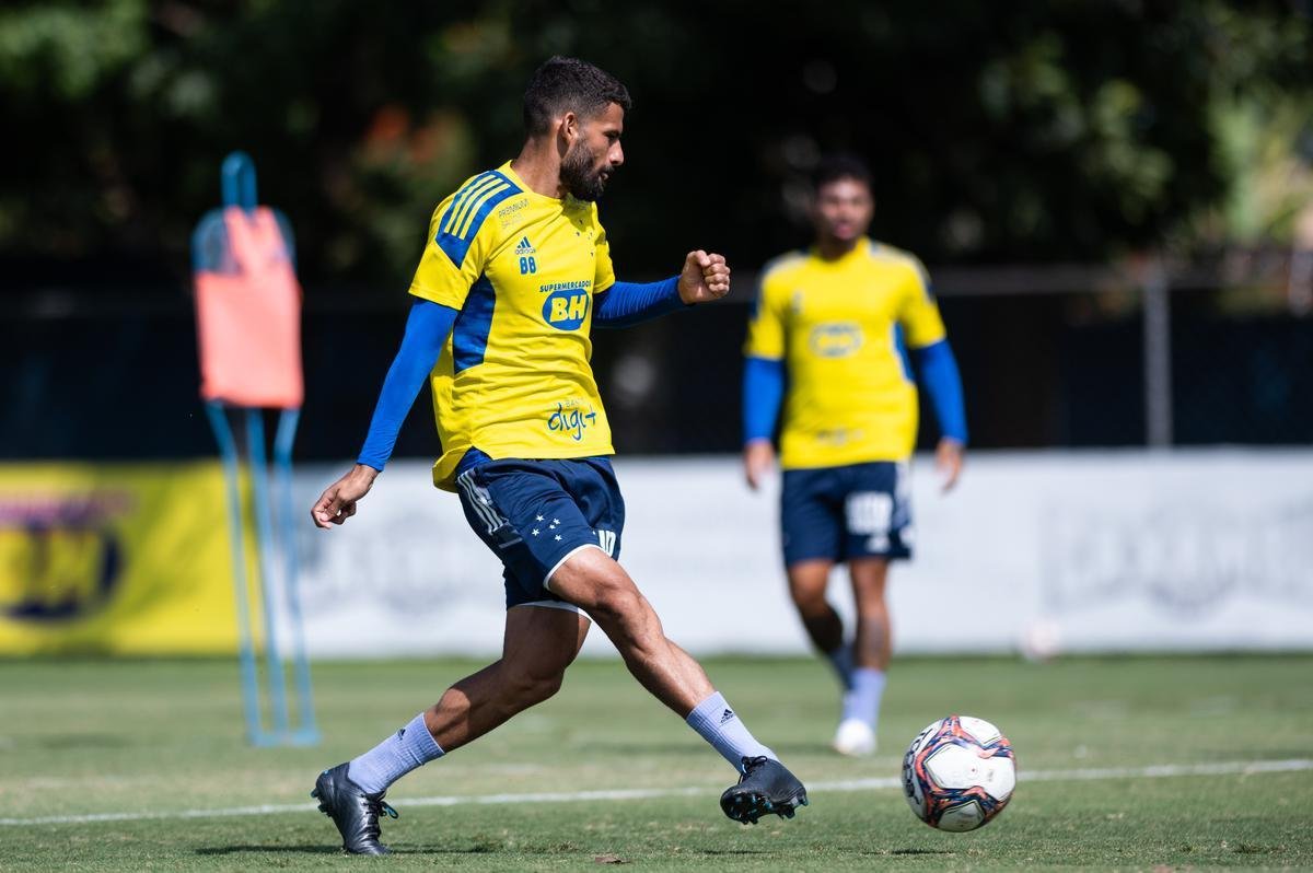 Cruzeiro precisa vencer o Amrica por dois gols de diferena para ir  final do Mineiro 