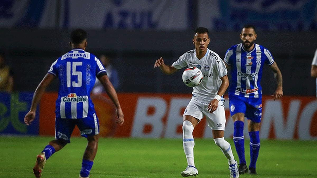 Gr&Atilde;&ordf;mio busca empate contra o CSA e permanece no G4 da S&Atilde;&copy;rie B -  Superesportes