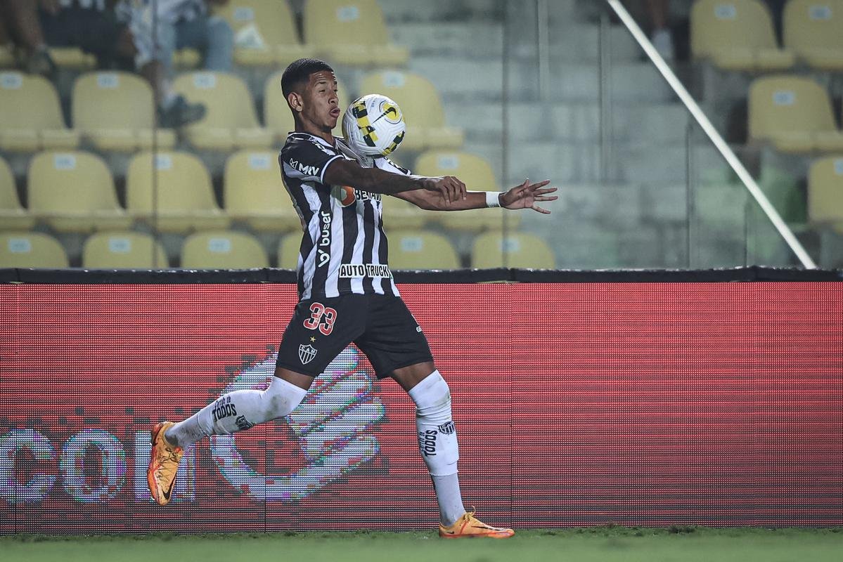 Fotos do jogo entre Brasiliense e Atltico no Estdio Klber Andrade, em Cariacica-ES, pela terceira fase da Copa do Brasil
