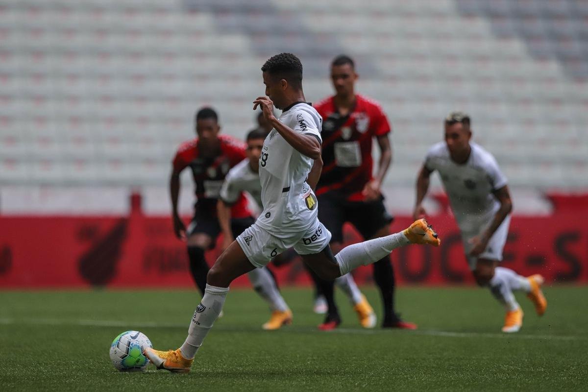 Athletico-PR 0 x 1 Atltico: veja fotos do jogo pela Srie A