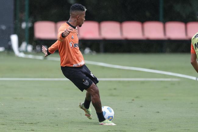 Fotos do treino do Atlético neste domingo na Cidade do Galo (21/11)