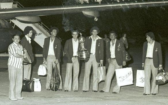 Desembarque da delegao no Aeroporto da Pampulha