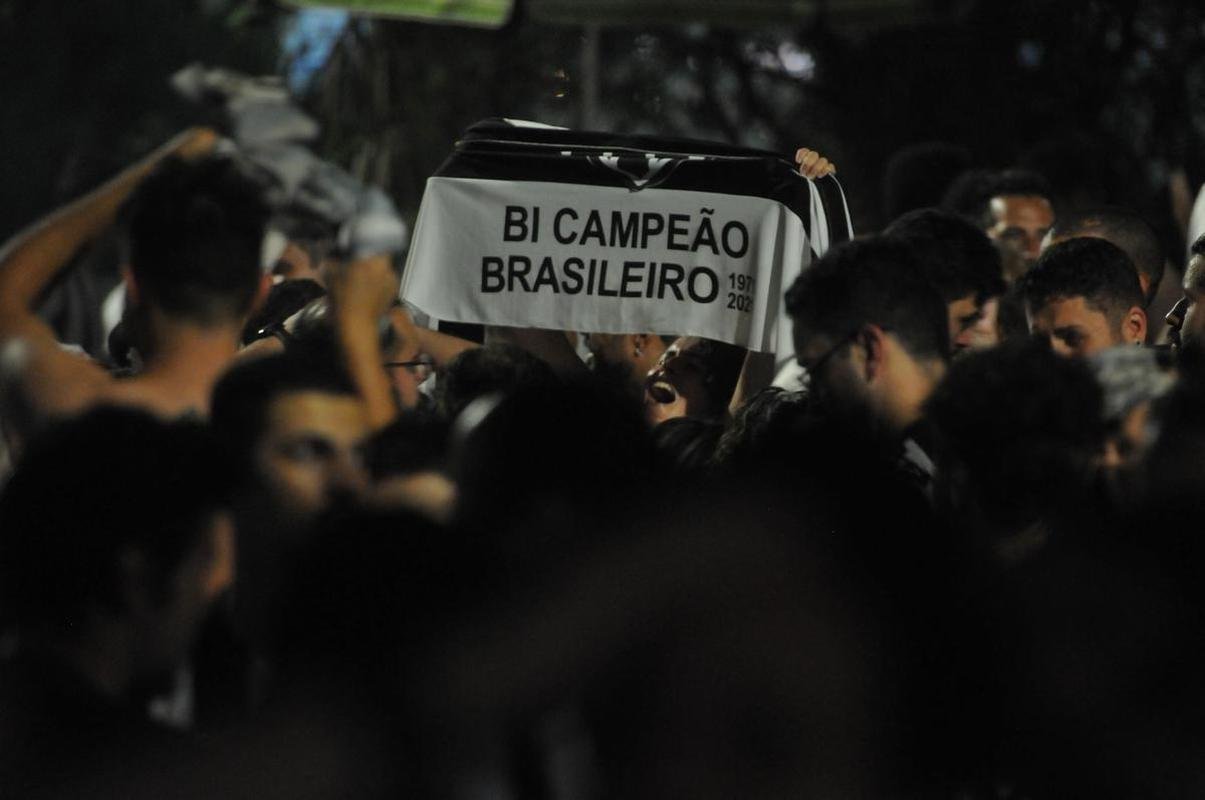 Festa da torcida pelo bicampeonato brasileiro do Atltico na sede do clube, no bairro de Lourdes, em BH