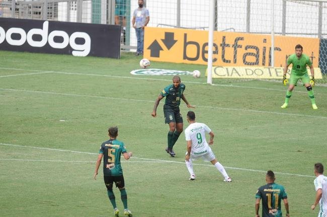 Imagens do jogo entre Amrica e Chapecoense, no Independncia, pela Srie B