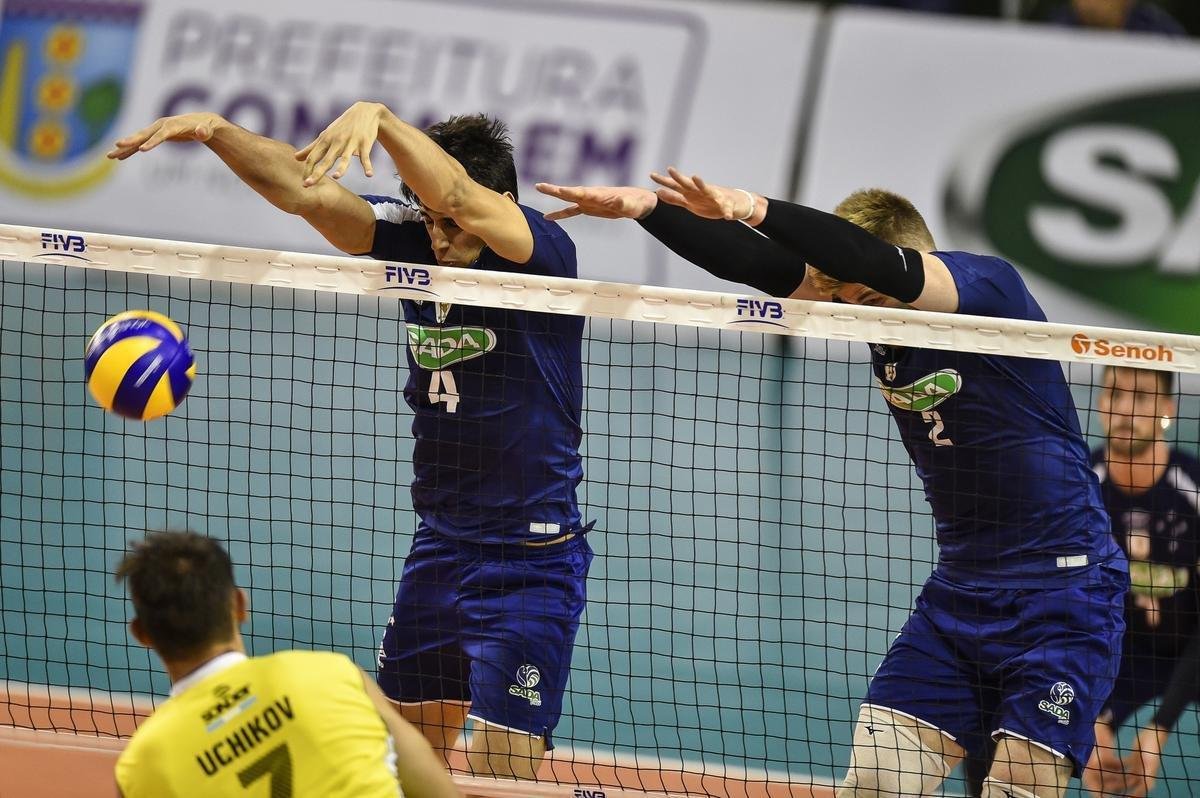 Cruzeiro e UPCN Bolvar Voley fizeram a final do Campeonato Sul-Americano de Clubes de Vlei, no Ginsio do Riacho, em Contagem
