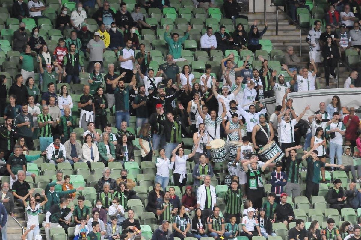 Amrica e Gois se enfrentaram no Independncia, pela 15 rodada da Srie A do Campeonato Brasileiro