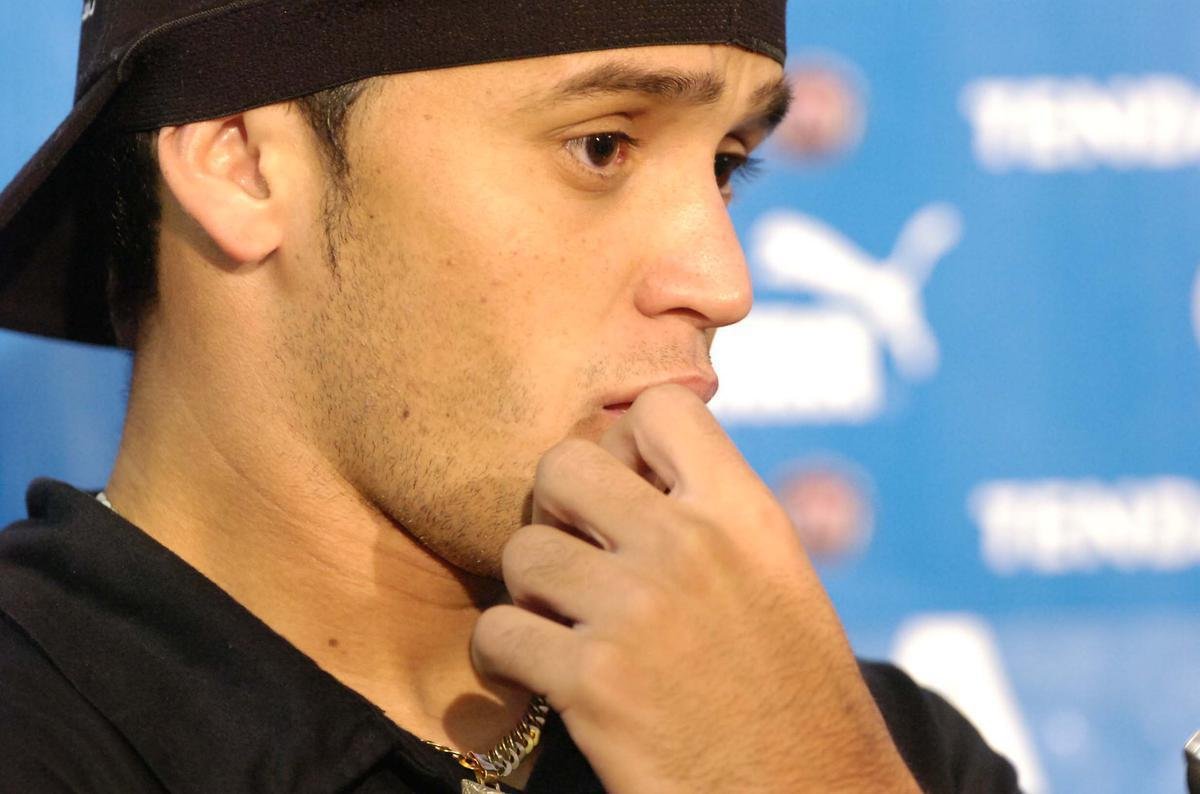 #19 Charles [Lokomotiv Moscou-RUS] - R$ 11,9 milhes (5 milhes de euros) (ago/2008) // R$22,9 milhes (2020) - Foram negociados 70% dos direitos econmicos