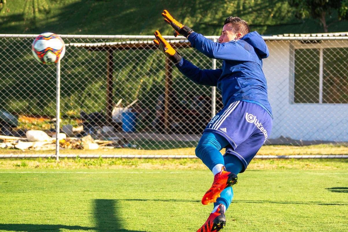 Fotos do treino do Cruzeiro desta sexta-feira, 3 de setembro, na Toca da Raposa II