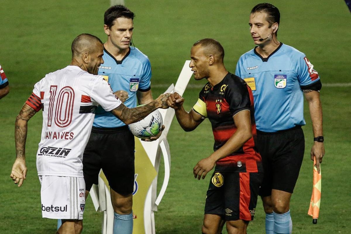 Na Ilha do Retiro, Sport e São Paulo se enfrentaram em jogo válido pela quinta rodada da Série A de 2020. E logo no início do jogo, Pablo fez 1 a 0 para o Tricolor Paulista.