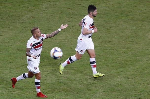 Tricolor do Arruda enfrenta Cavalo de Aço, na Arena de Pernambuco, em partida válida pela 15ª rodada da Série C