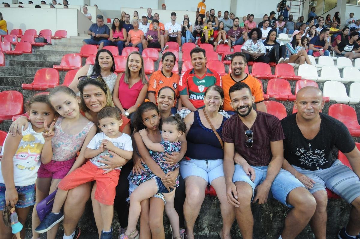 Coimbra venceu o Uberlndia por 1 a 0 e conquistou o trofu do Mdulo II do Campeonato Mineiro