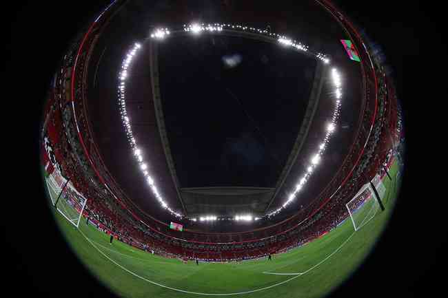 Estádio Al Bayt: localizada em Al Khor, arena tem design inspirado na Bayt al sha'ar, tenda tradicionalmente utilizada por nômades como proteção contra o sol desértico no Catar