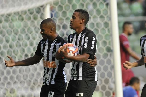 Veja imagens do duelo entre Atltico x Guarani de Divinpolis