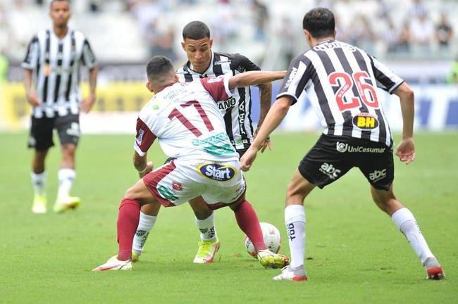 Fotos do jogo entre Atltico e Patrocinense, pelo Campeonato Mineiro