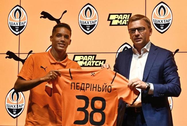 Shakhtar Donetsk: 19 jogos, quatro gols e duas assistências