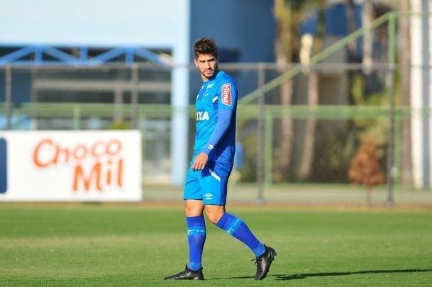 Imagens do treino do Cruzeiro desta quinta-feira, na Toca da Raposa II (Alexandre Guzanshe/EM D.A Press)