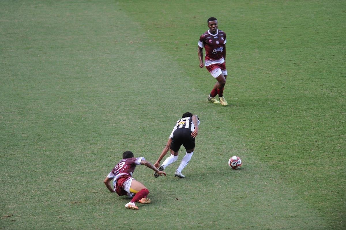 Fotos da vitria do Atltico sobre o Patrocinense, por 3 a 1, no Independncia, em Belo Horizonte, pela quarta rodada do Campeonato Mineiro. Mando foi do clube do interior, que no pde realizar a partida em Patrocnio devido ao elevado nmero de casos de COVID-19 na cidade.