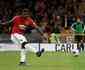 Manchester United e jogadores repudiam racismo a Paul Pogba por pnalti perdido