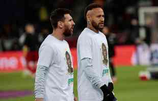 Jogadores do PSG homenagearam Pel antes de partida pela Ligue 1